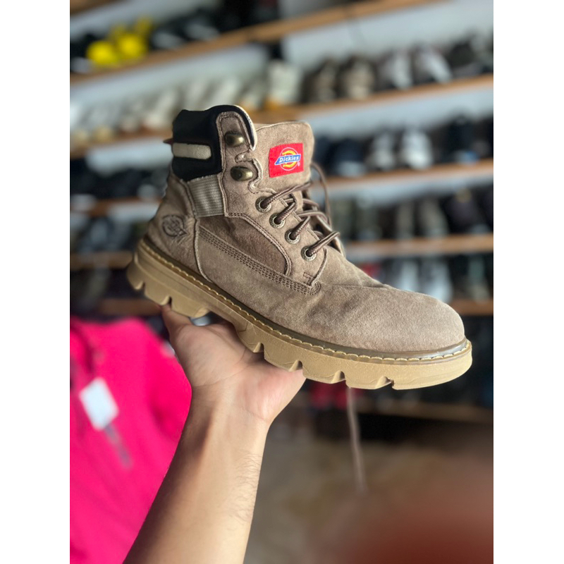SEPATU BOOTS DICKIES NUBUCK