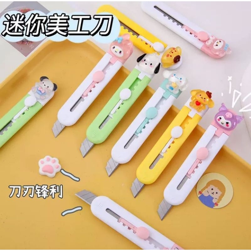 

Pisau Cutter Pemotong Keras Mini