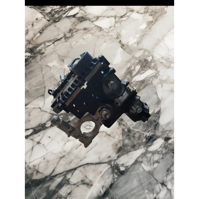 kepala aki pusat , kepala sekring pusat honda jazz hrv mobilio brio mobilio original