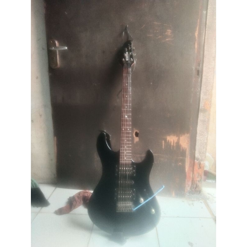 gitar listrik merek Yamaha original