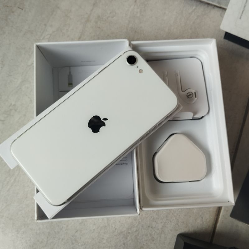 IPHONE SE 2 64GB Ibox FULLSET RESMI