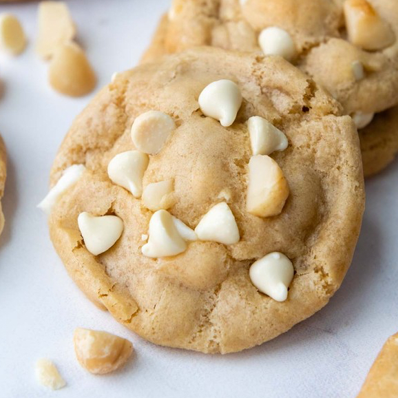 

Miami Double White Chocolate Chip Cookie - Homemade