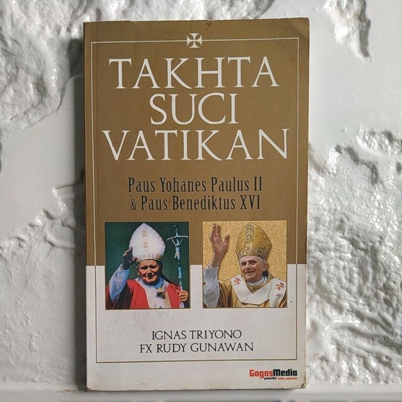 BUKU ORIGINAL TAKHTA SUCI VATIKAN PAUS YOHANES PAULUS II & PAUS BENEDIKTUS XVI