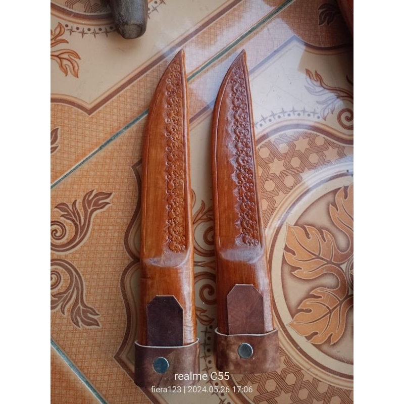 sarung pisau kulit sapi asli