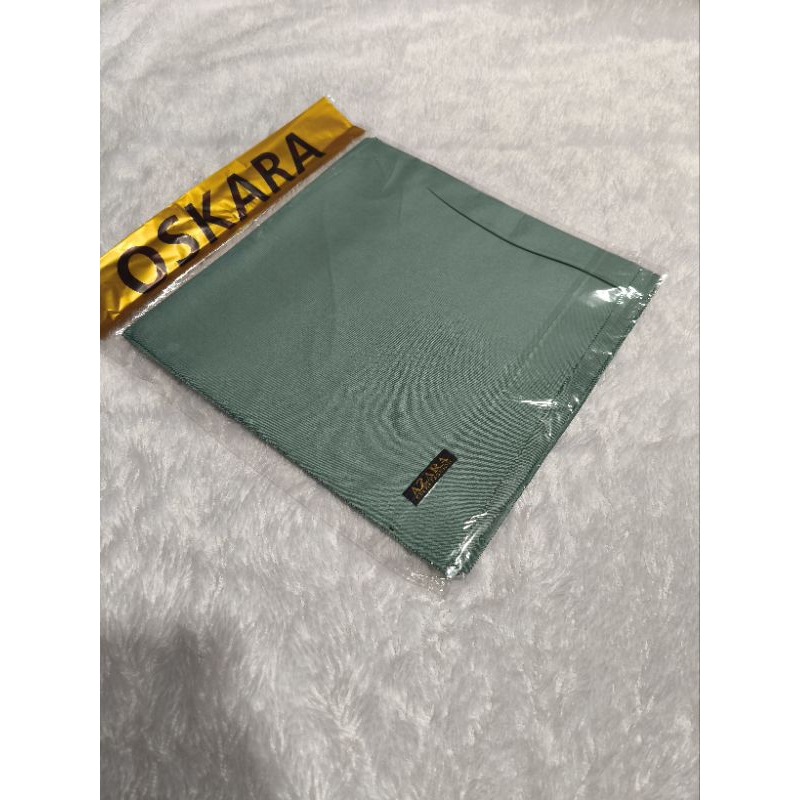 Jilbab Segi Empat Polos Azara Oskara Jilbab Segi Empat Polos