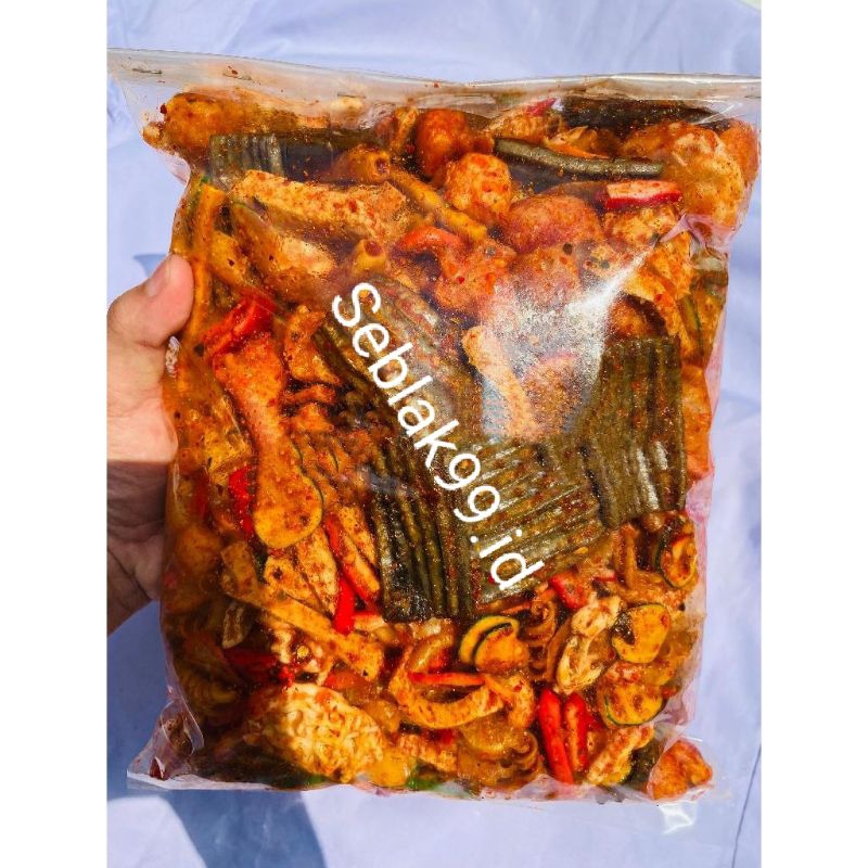 

Seblak campur mix kerupuk jengkol+beton+rafael+basreng dan lainya pedas daun jeruk bumbu cikruh