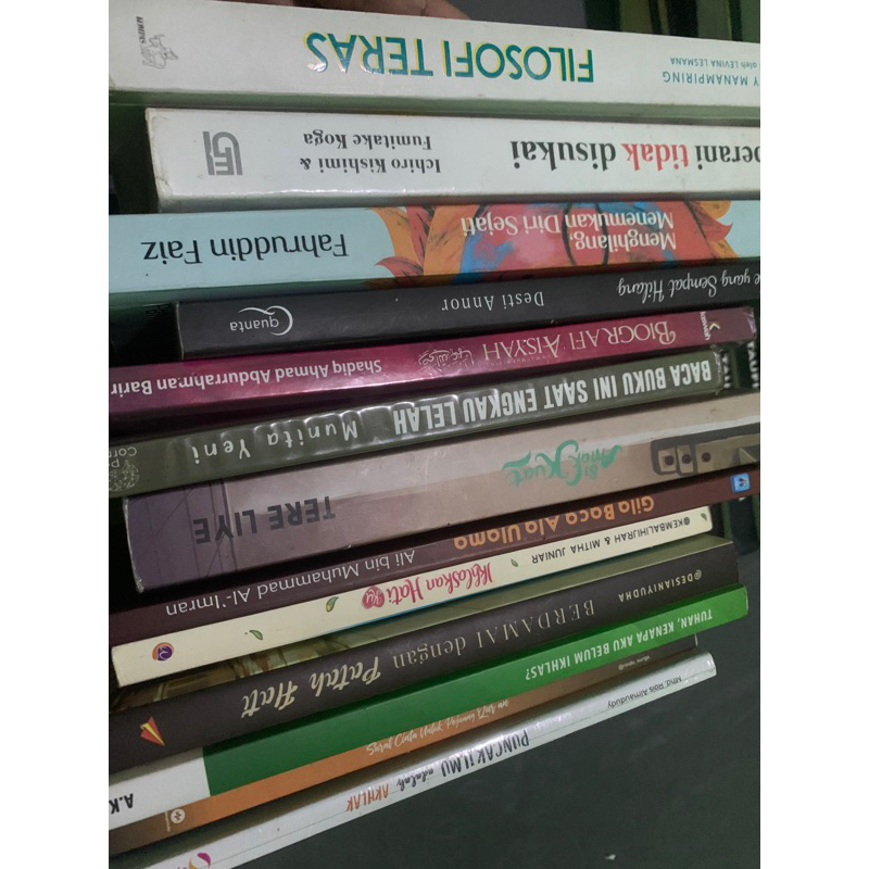 

proloved buku