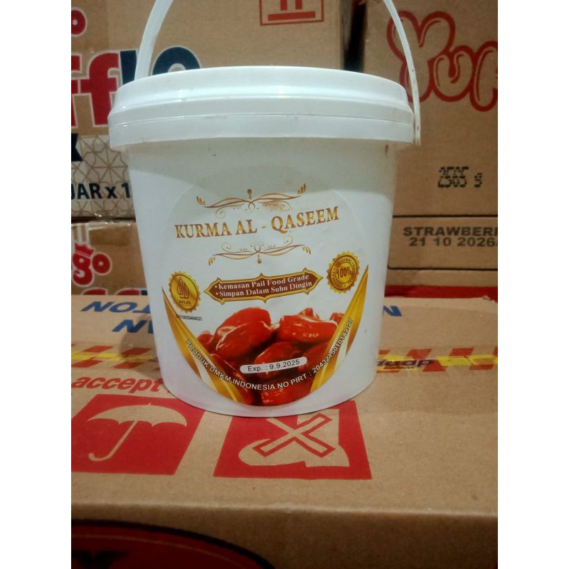 

Kurma al Qaseem berat 500gr