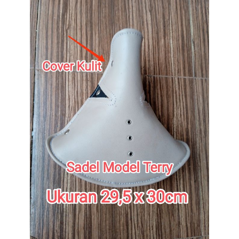 Sadel Model Terry