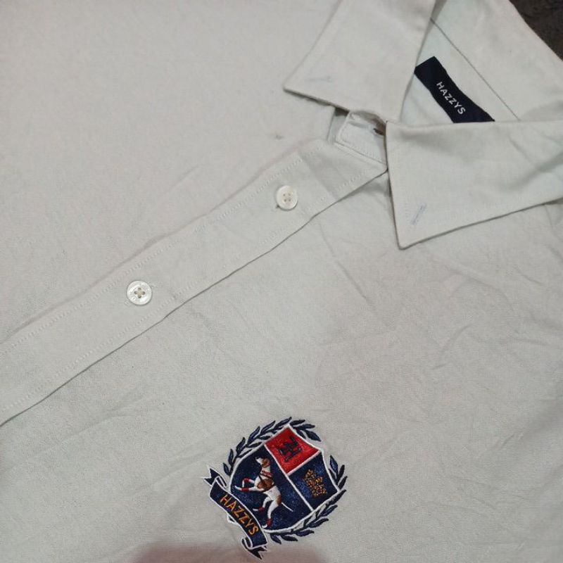 Kemeja Hazzys