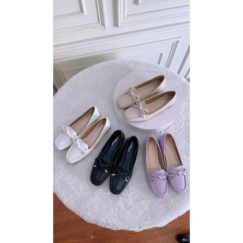 sepatu flat shoes wanita Import premium bahan kulit Dove bahan sangat empuk Louisdear LS02
