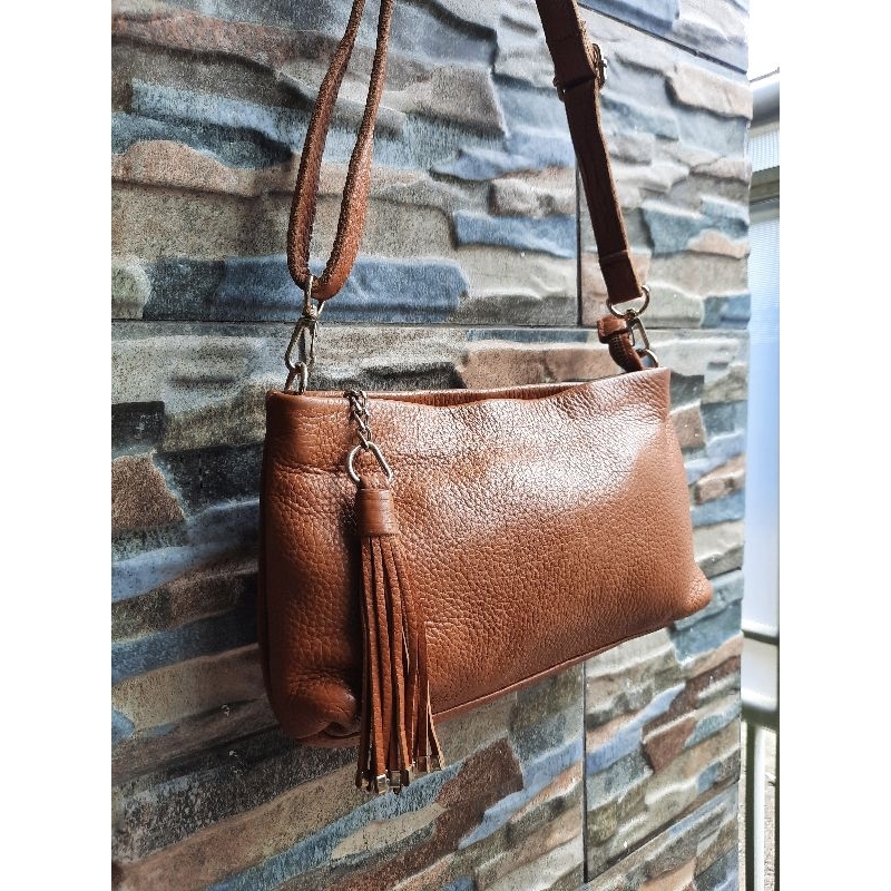 Slingbag Cokelat BEYOND BEST - TAS PRELOVED BRANDED ORIGINAL