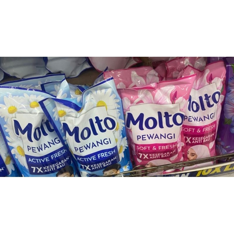 Molto Pewangi 765 ML / Molto Pewangi Pakaian