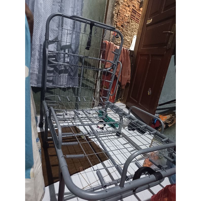 Ranjang Lipat Besi / Folding Bed