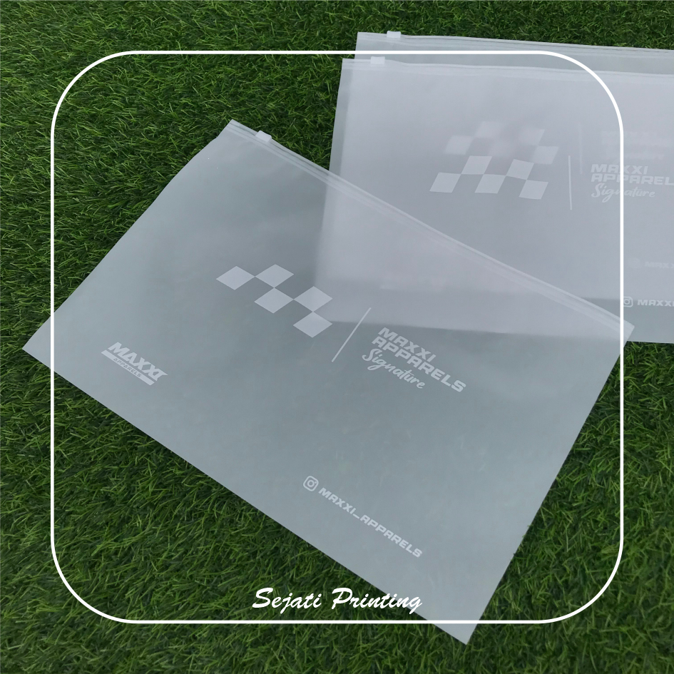 

(Isi 50pcs) Sablon Plastik Mika Zipper Premium 35x24cm, FREE DESAIN - SEJATIPRINTING