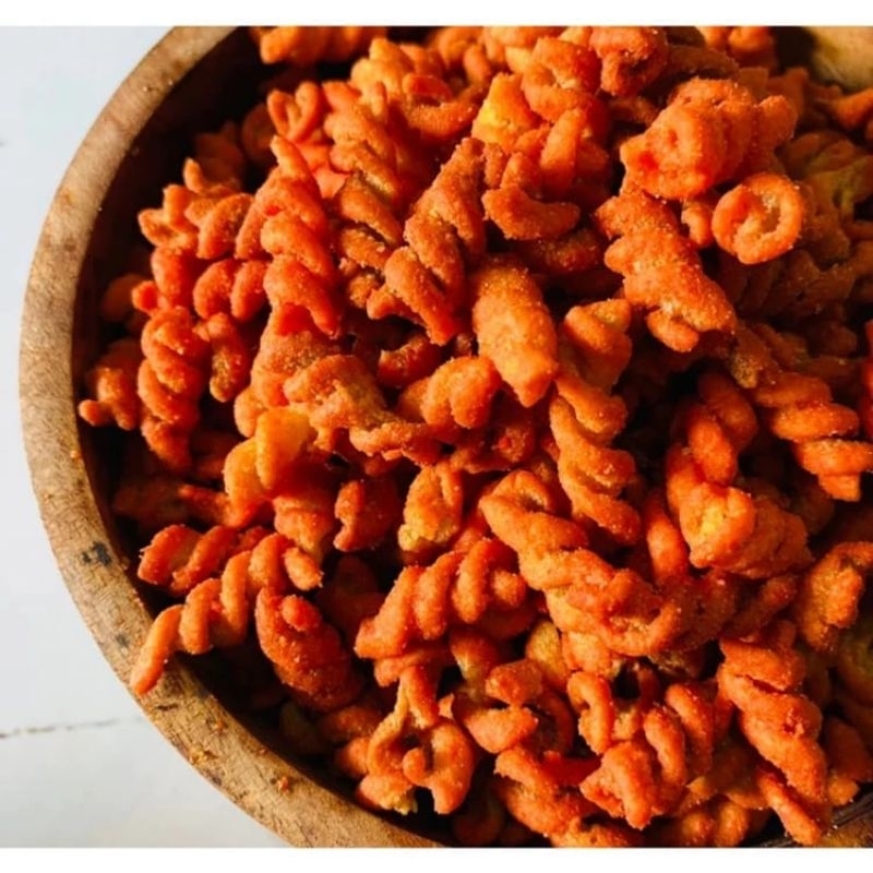 

snack makaroni spiral pedas 250gram