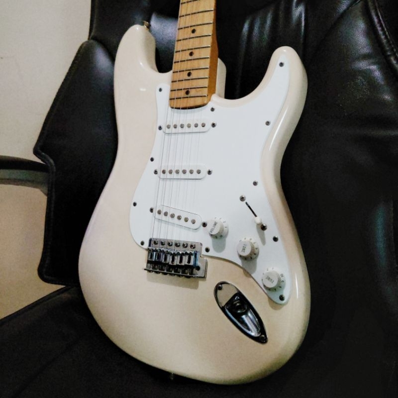 Fender Stratocaster Mexico Squier Series Olympic White