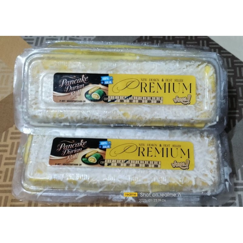 

Pancake Durian Medan premium roll