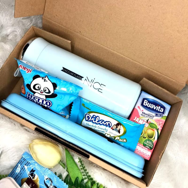 

Hampers Kado Snack Souvenir Ulang Tahun Blue Jus