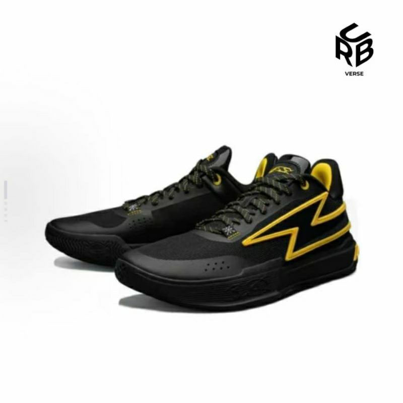 Lining Wade Flash "Caution" Sepatu Basket - Preorder