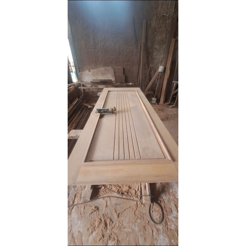 Daun Pintu Kamper Solid