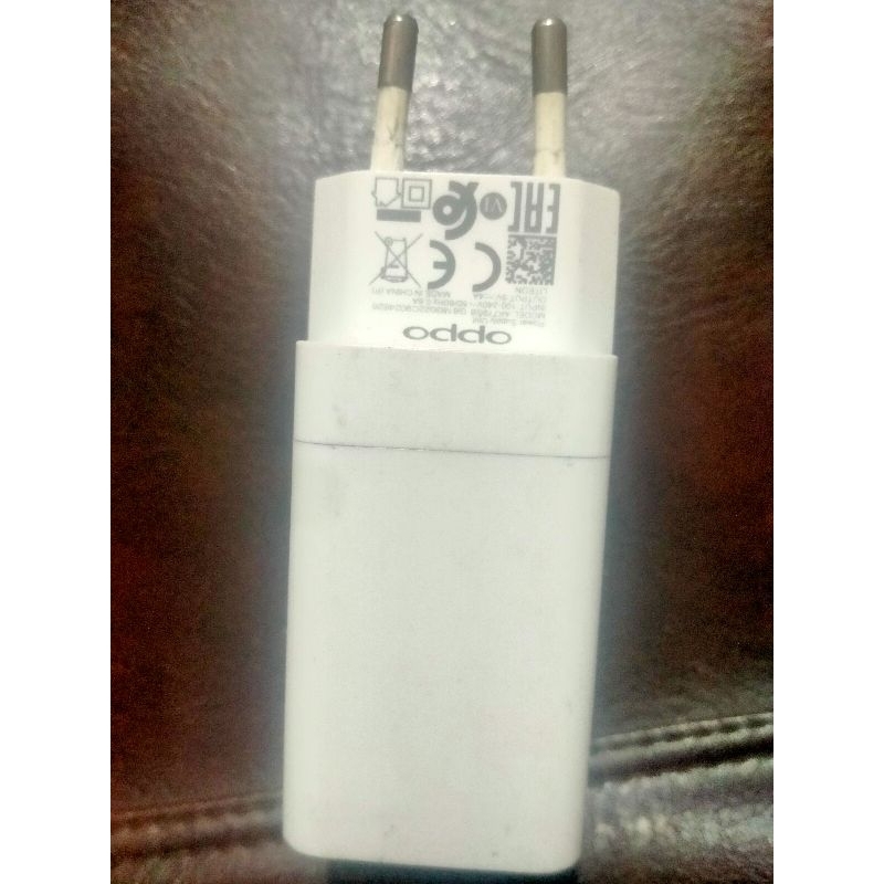 kepala charger Oppo 5v:4a unit normal tanpa kabel