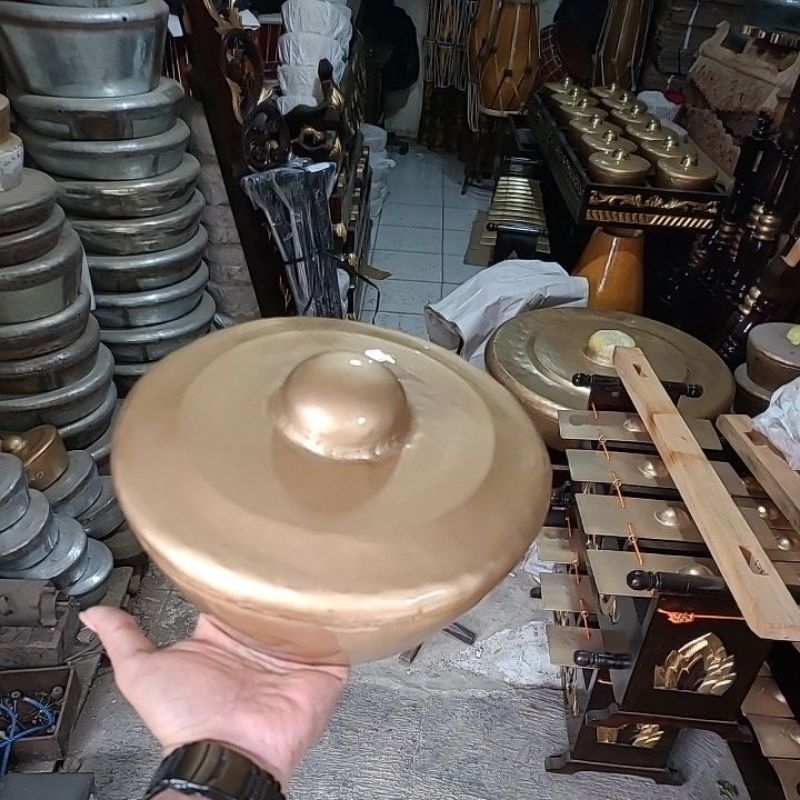 kenong bonang bahan besi