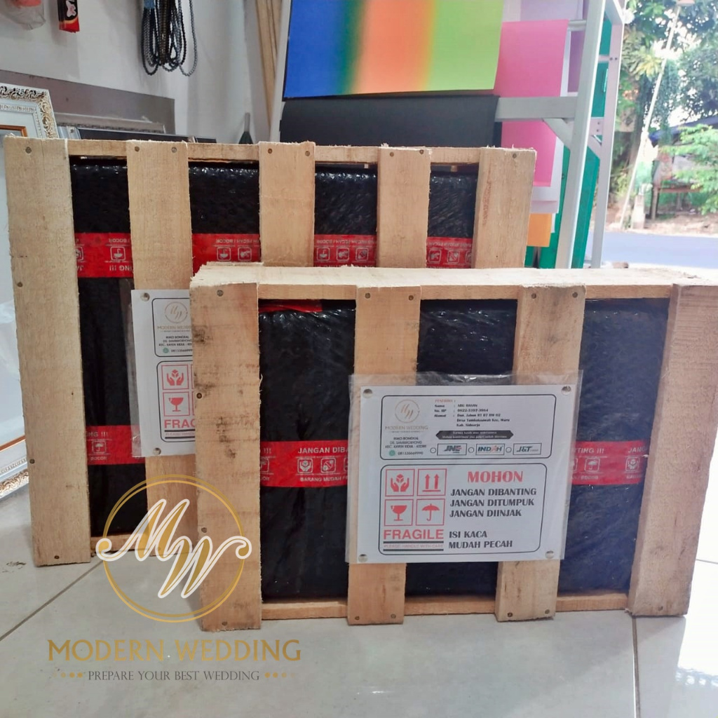 

Box Pengaman Khusus Frame Mahar