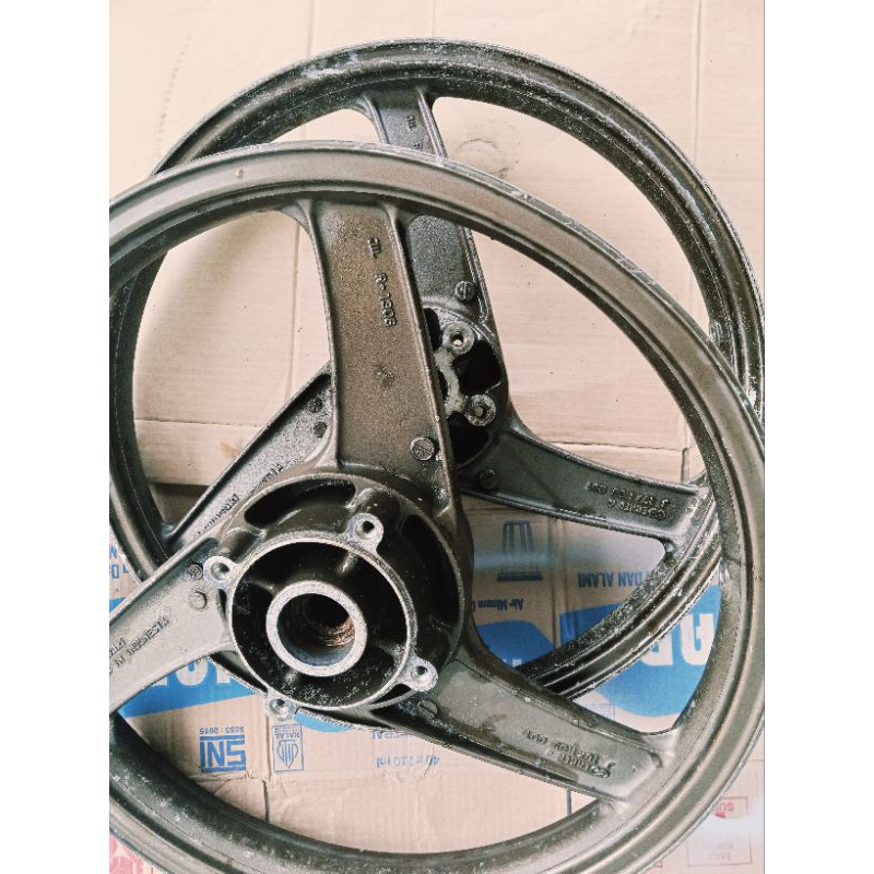 velg Kawasaki ninja rr bekas