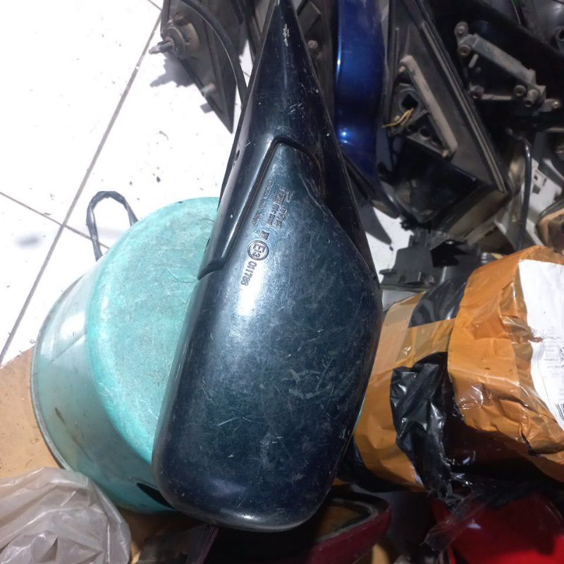 Spion kiri Daihatsu Charade 95 original