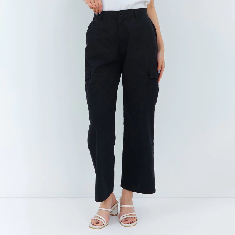 Geela Lara Black Cargo Pants (G.3903) - Cargo Wanita