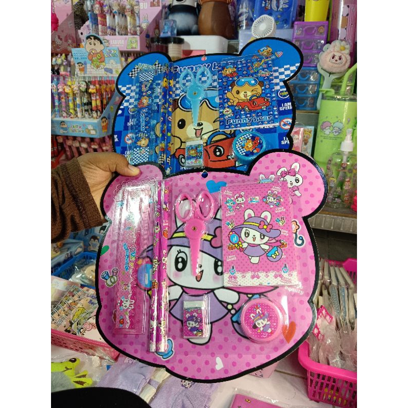 

SET ALAT TULIS BONEKA & PINGUIN