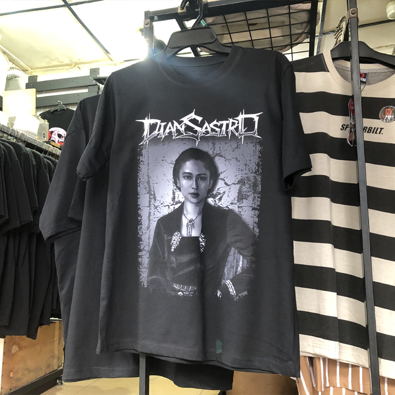 Kaos Deadsquad X Gadis Kretek - Dian Sastro Tshirt Bahan Katun Casual Unisex T-SHIRT [BISA COD]