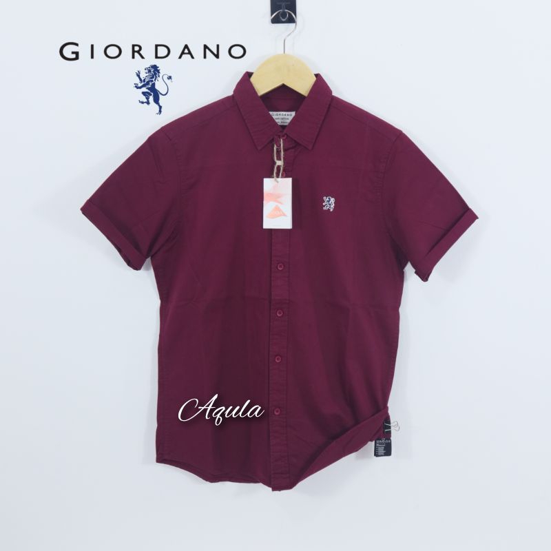 Kemeja pria GIORDANO kerah lengan pendek//Kemeja pria lengan pendek GIORDANO//Kemeja katun twill 30.