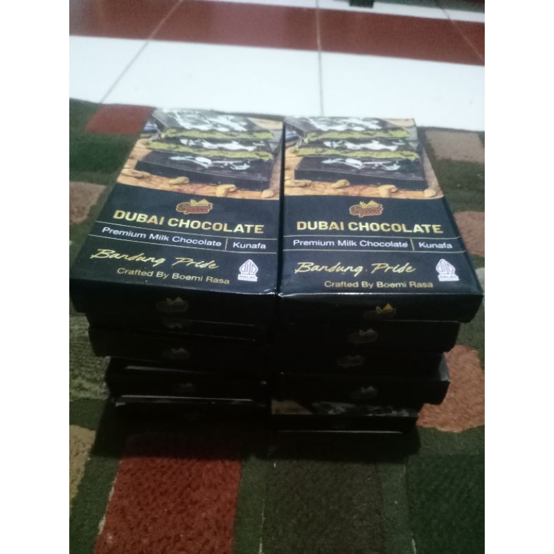 

coklat dubai UK 250gr