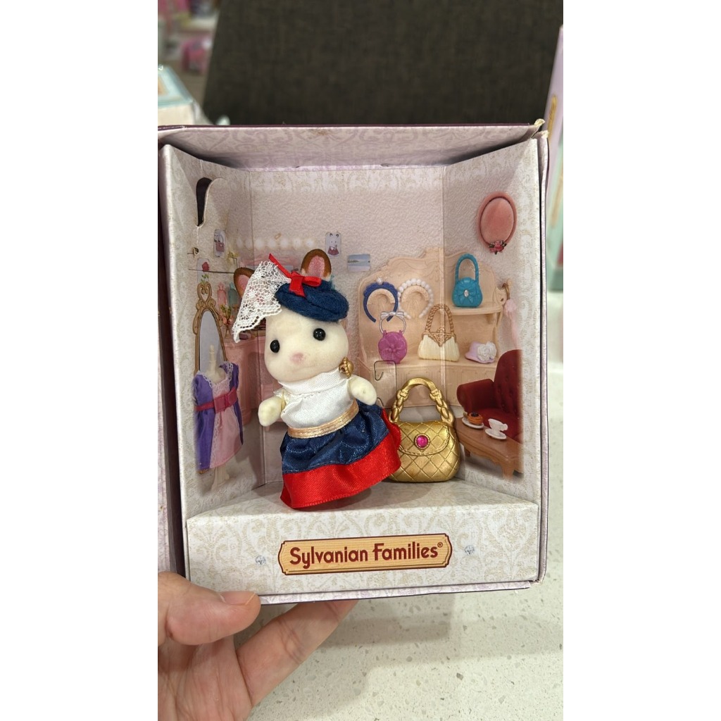 Sylvanian Fans Club figur - rabbit with bag
