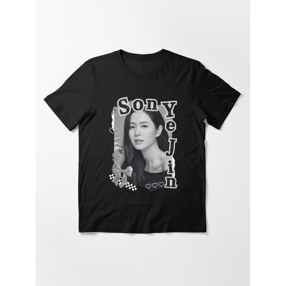 Kaos Son Ye jin Korean Actress Black and White Collage Design Essential T-Shirt