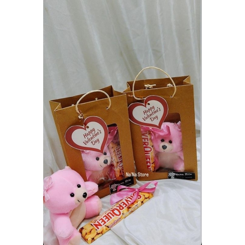 

hadiah valentine coklat boneka