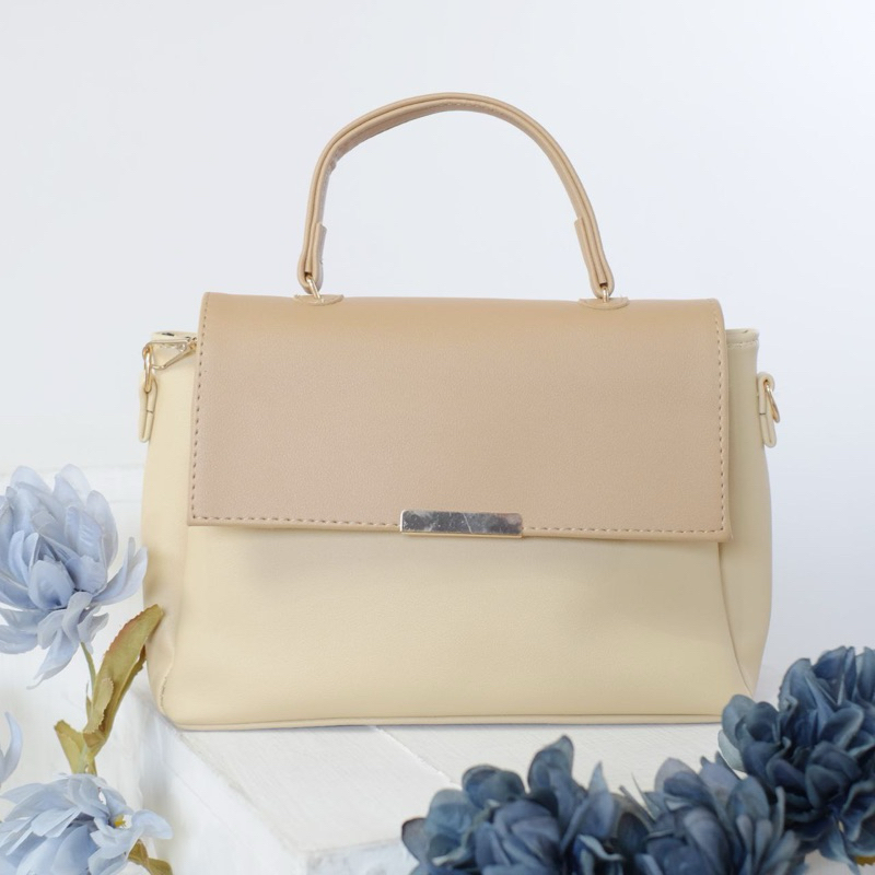 [ADIBA] Tas Wanita Simple Muat Banyak. Design Elegan dari Trixa Bag