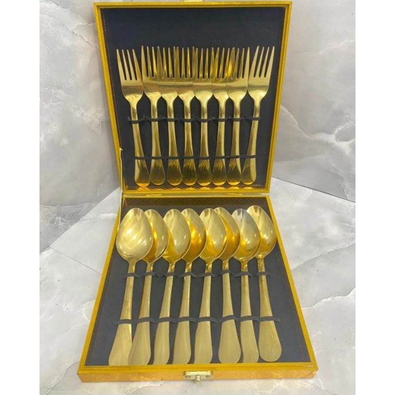 Sendok Garpu Emas + Koper Gold Set 16 Pcs