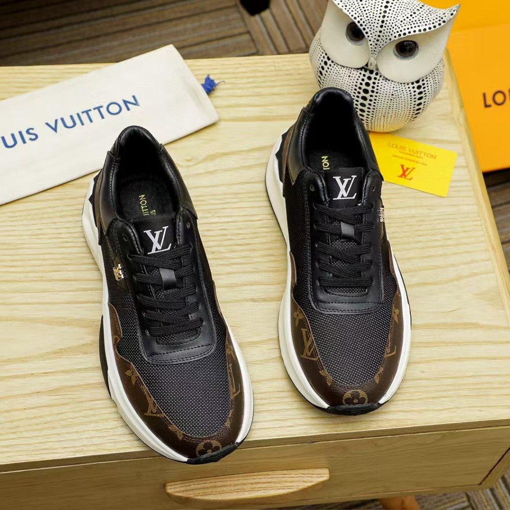 Louis Vuitton LV sepatu olahraga sepatu pria  2025