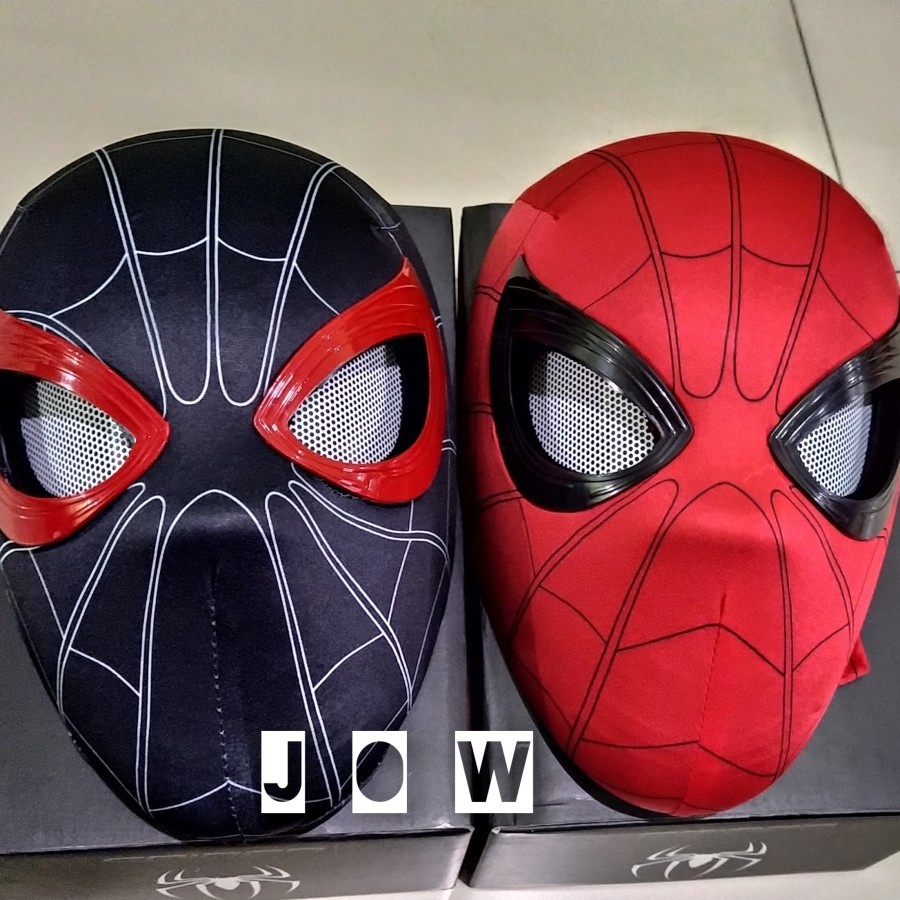topeng spiderman bisa kedip