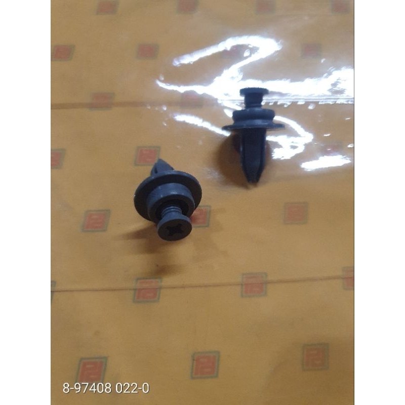 Klip Isuzu Giga Seal Trim Cover Isuzu Giga FVZ34 Original