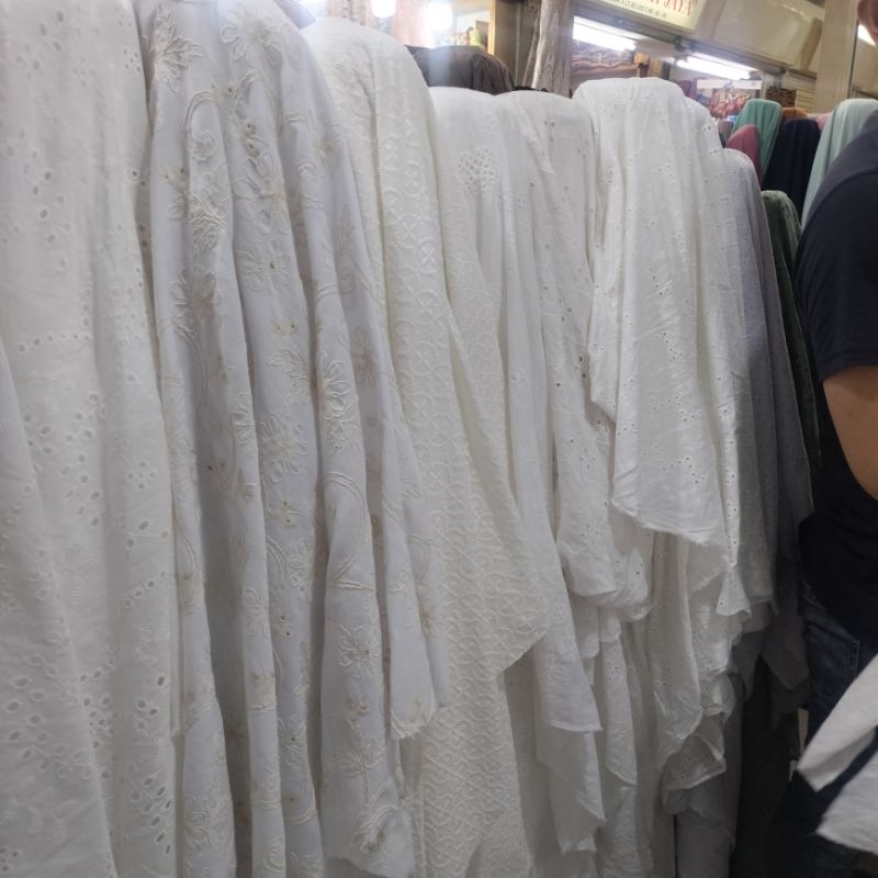 kain katun bordir kususus putih