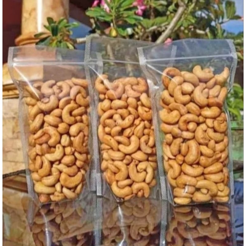 

kacang mede utuh goreng super murah 250g