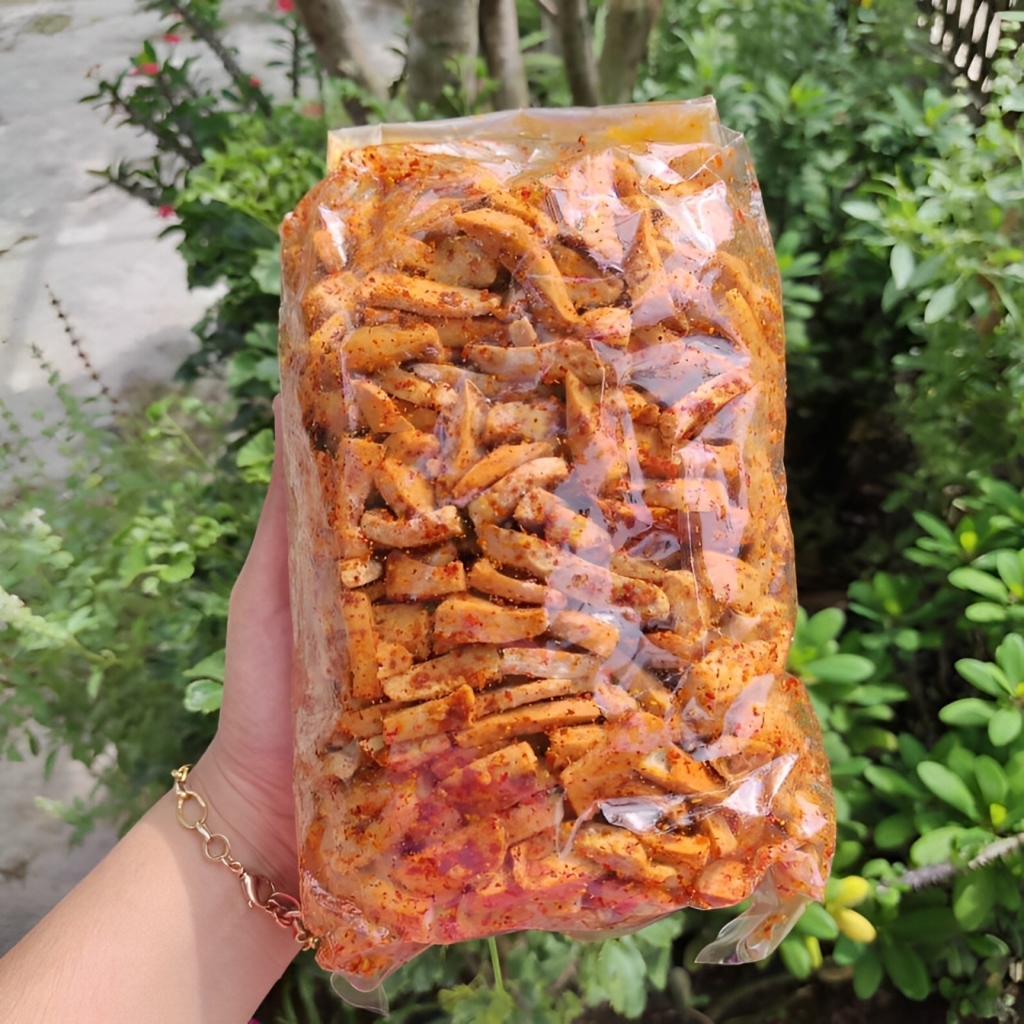 

basreng stik baso goreng bumbu pedas daun jeruk isi 1kg