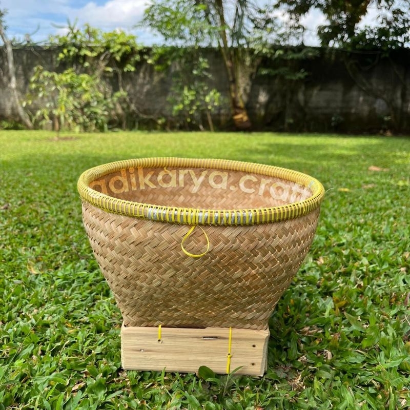 BOBOKO BESAR Bakul Nasi Anyaman Bambu