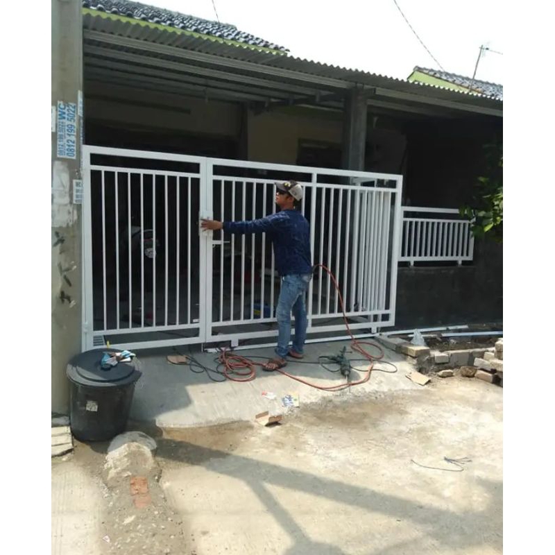 pagar rumah/gerbang besi/pagar besi minimalis