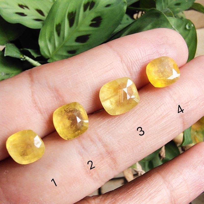 Batu Permata Natural Yakut Kuning - Yellow Safir Radiant Cutting