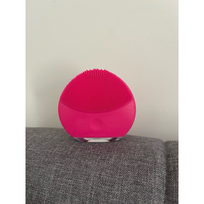 Foreo Luna Mini 2 Fuschia Face Massager
